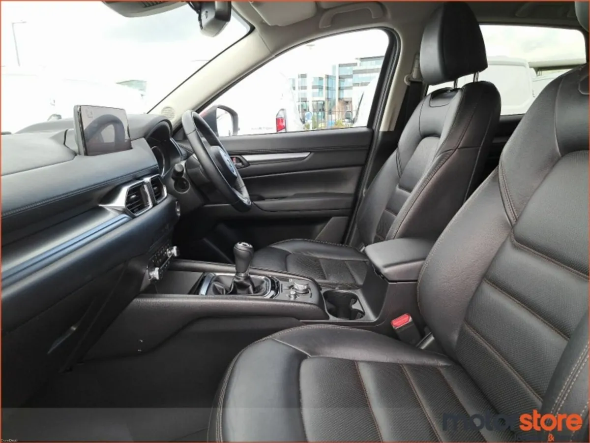 Mazda CX-5 GT TOP SPEC TINY MILEAGE - Image 3