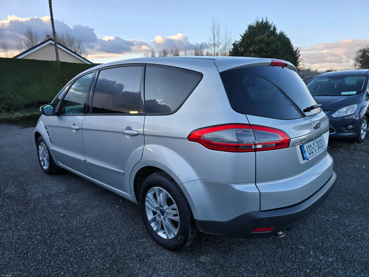 132 Ford S-Max Zetec 1.6 Tdci 7 Seater - Image 2