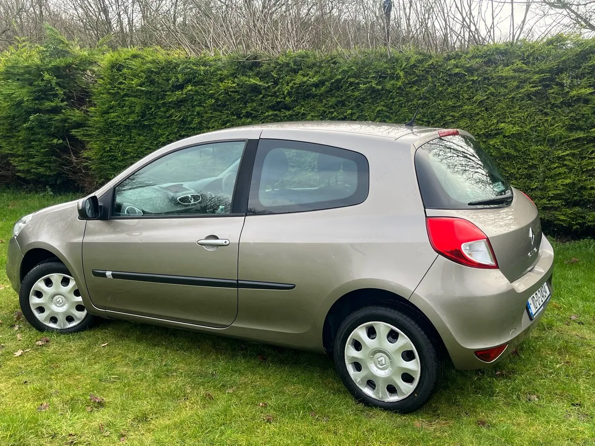 Renault Clio NCT 10/26 low KLM’s - Image 3
