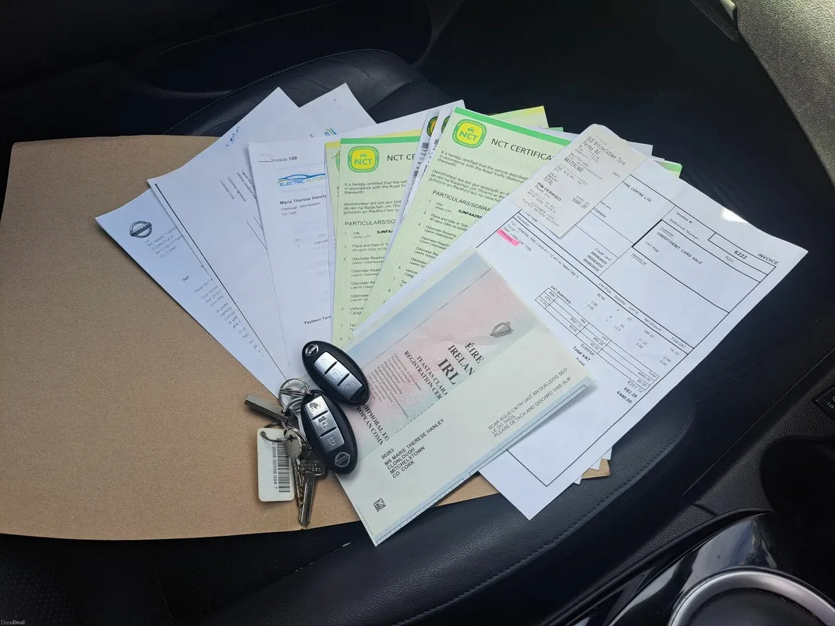 Nissan Leaf 2015 Tekna - 11 Bars SOH - Low Mileage - Image 3