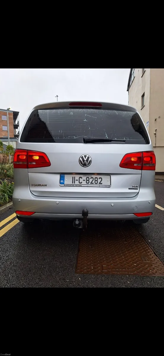 Price 4500 Vw tourn 1.6tdi  7 seater nct and taxed - Image 2