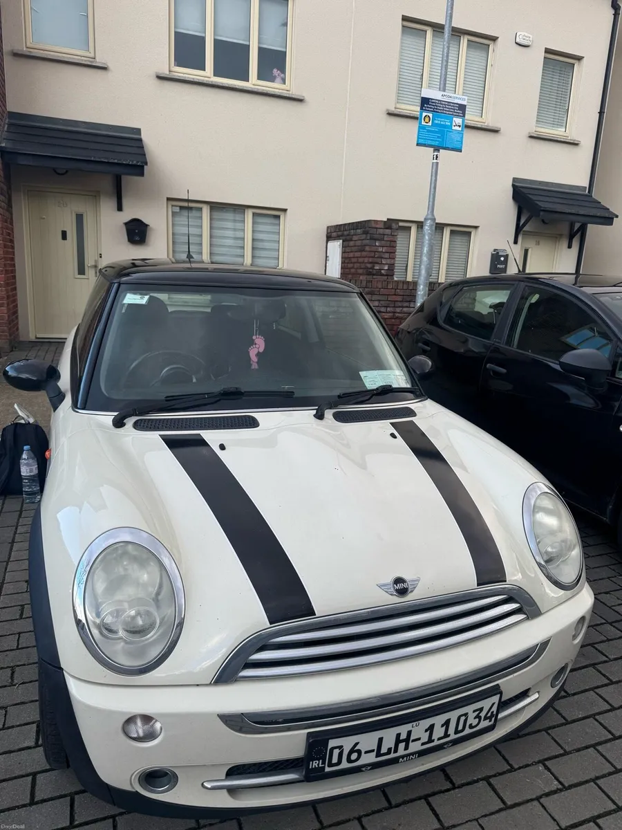 Mini Cooper 2006 1.6 petrol 99k kms!! - Image 1