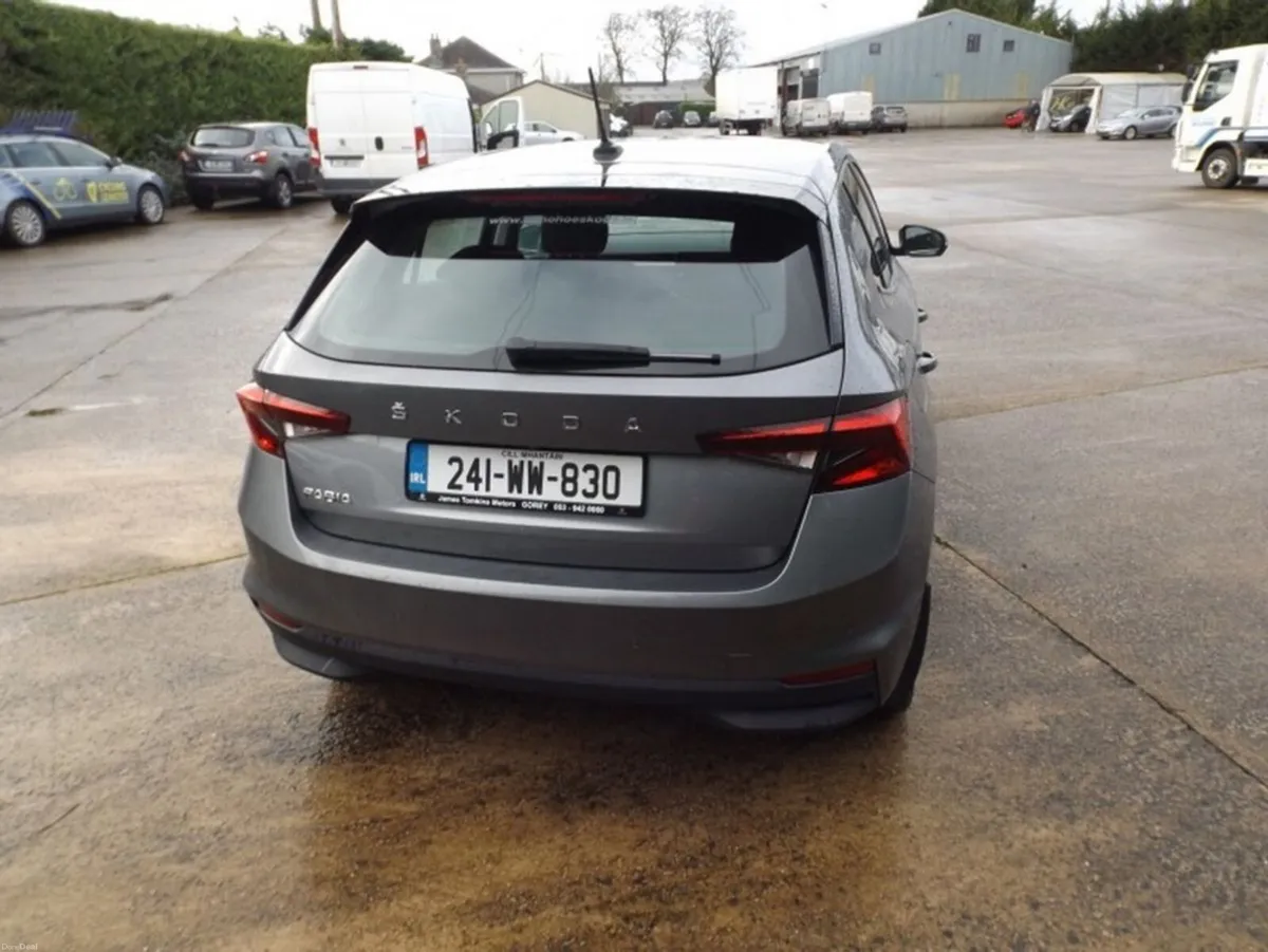 Skoda Fabia 1.0 TSI 110HP STYLE DSG - Image 4