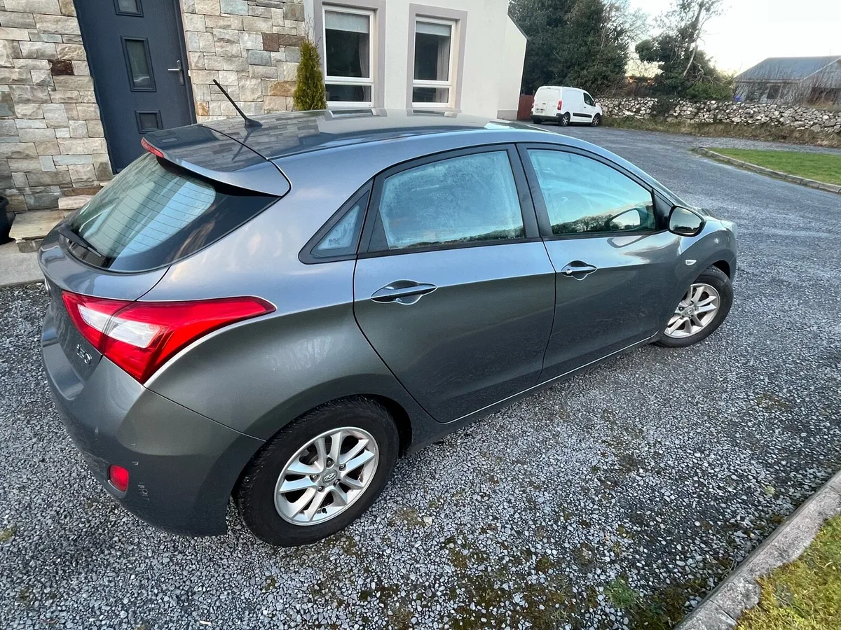 Hyundai i30 for sale new Nct  4 new Tyres - Image 3