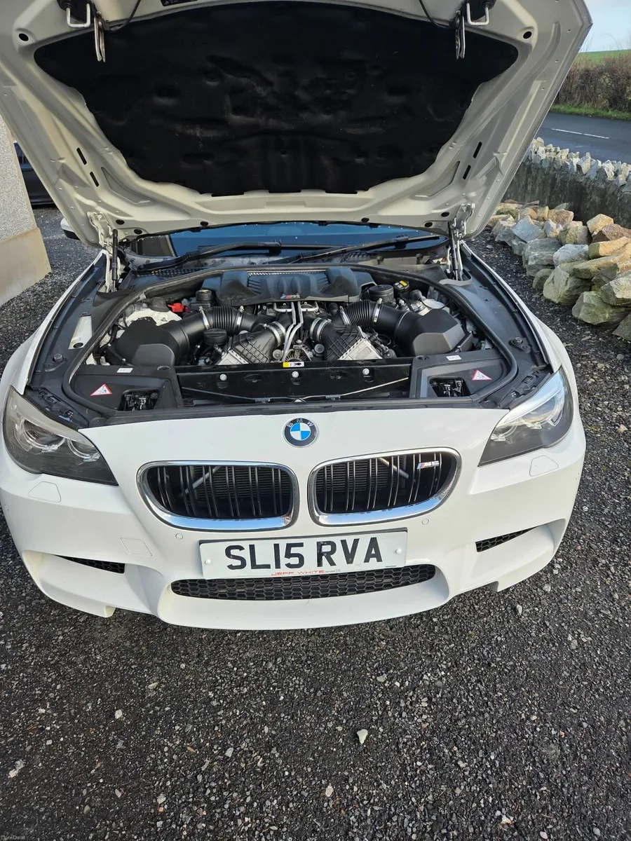 BMW M5 2015 - Image 3