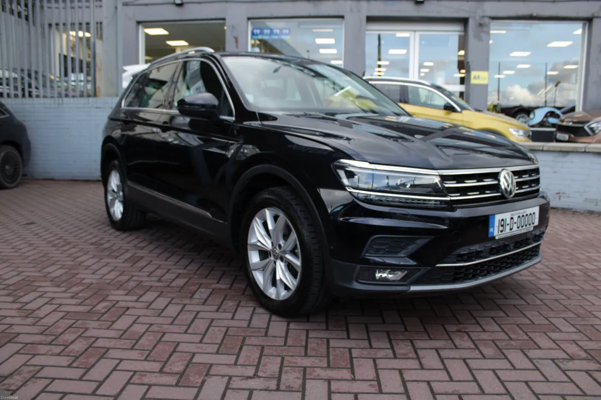 2.0TDI 150BHP ELEGANCE EDITION 5DR ESTATE // 1 OWN - Image 1