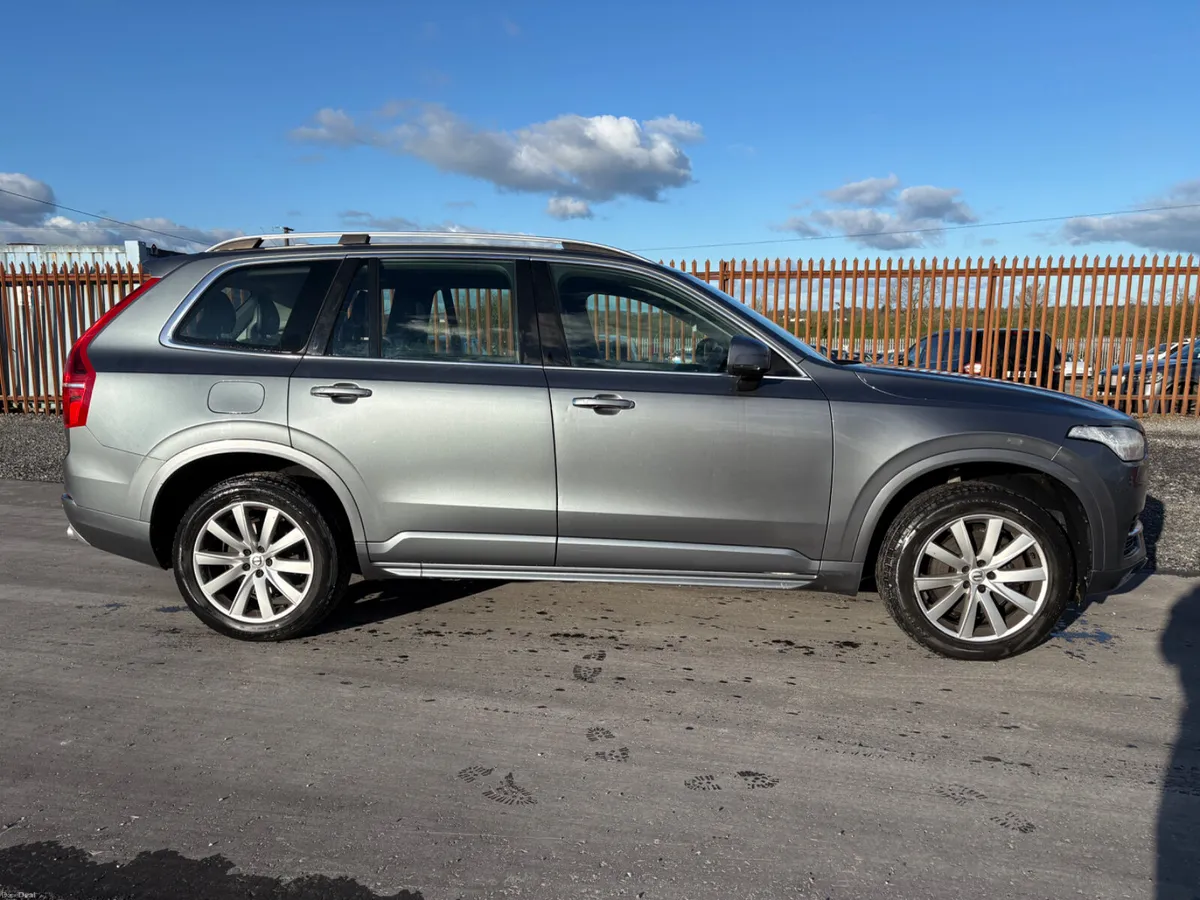 2017 VOLVO XC90 - Image 2