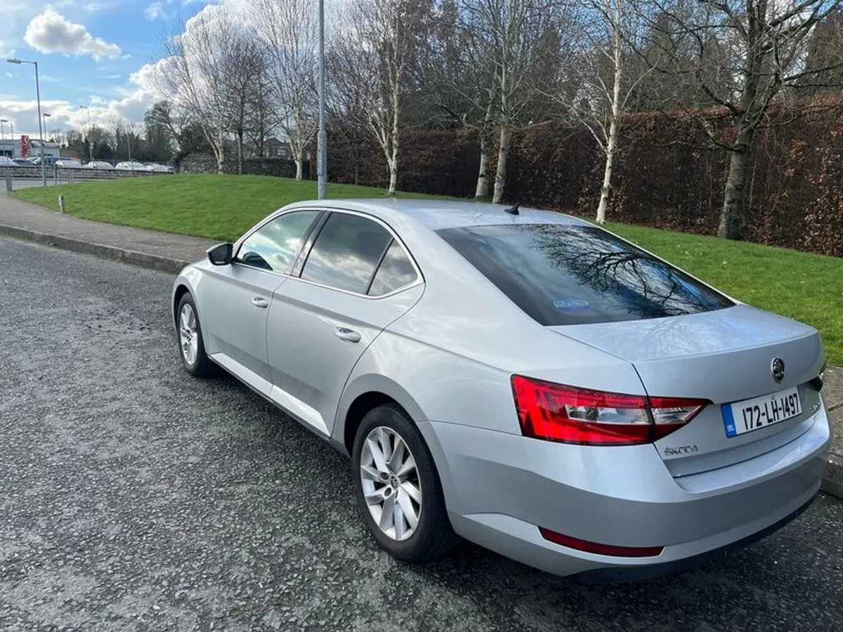 2017 Skoda Superb 2.0TDI SE - Image 4