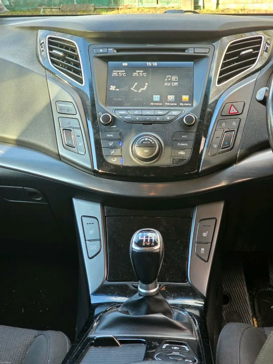 Hyundai i40 1.7diesel NCT 10 26 55 miles NCT 10 26 - Image 3