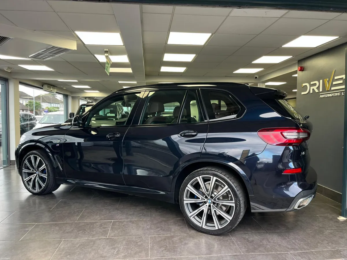 211d BMW X5 45E M-SPORT - Image 2