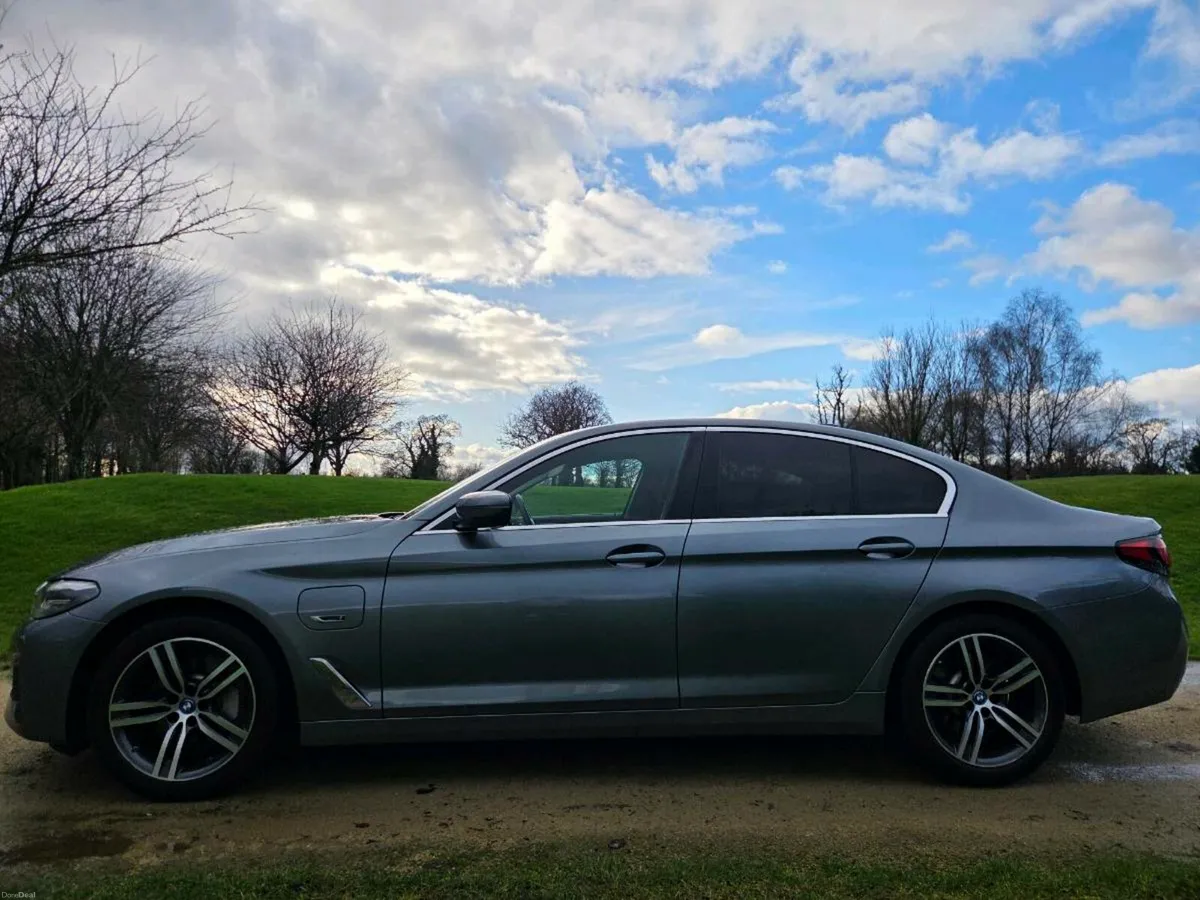 221 BMW 530E NEW NCT - Image 1