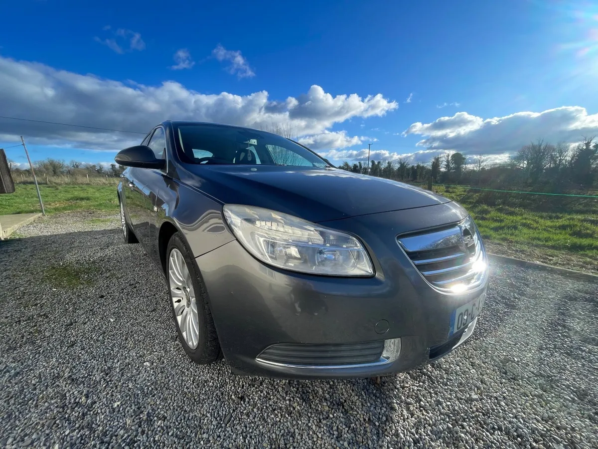 Vauxhall Insignia 2009 - Image 1