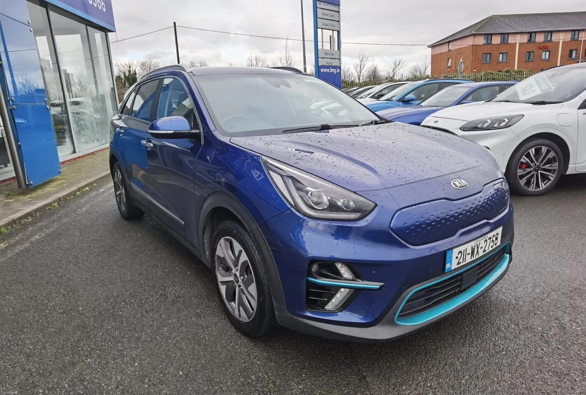 KIA NIRO 64KWH EV 4 PLUS **SUNROOF** - Image 4