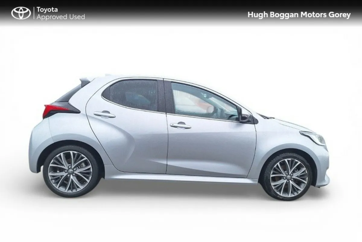 Toyota Yaris Platinum Auto - Image 3