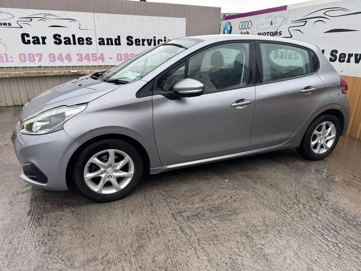 191 Peugeot 208 1.2 PureTech 110bhp AUTO Active - Image 2