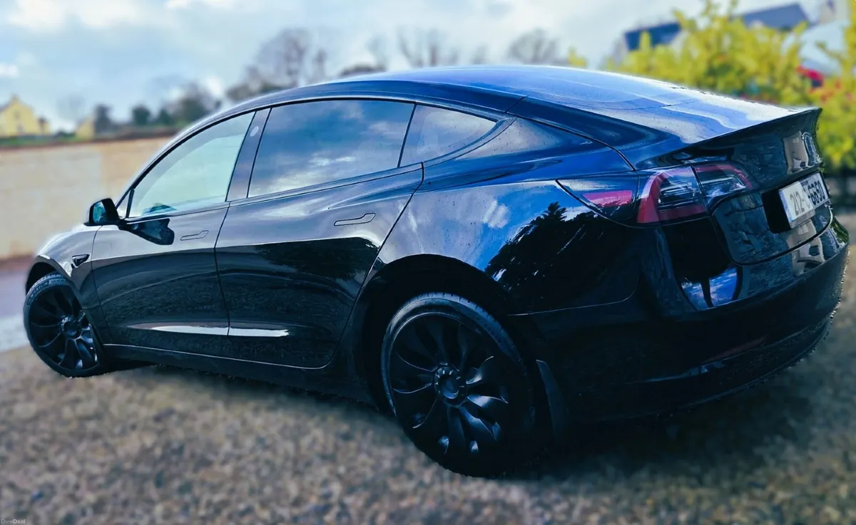 212 Tesla Model 3 Long Range Dual Motor, Heat Pump - Image 4