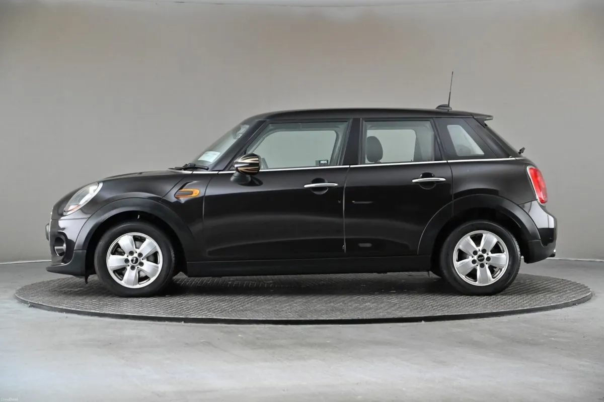 Mini One **Just Reduced** 1.2 AUTO 5DR **CARPLAY*A - Image 5
