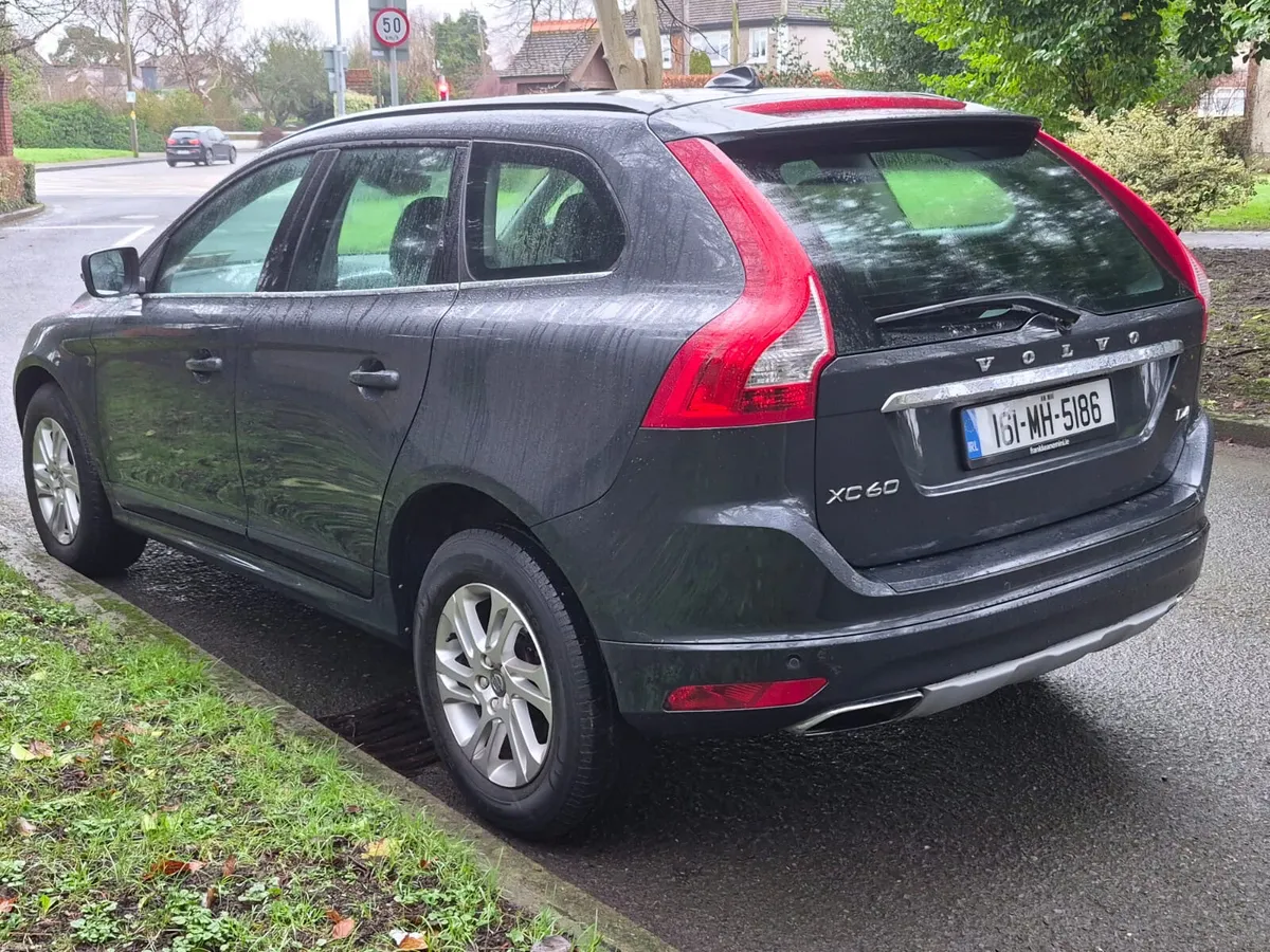 Volvo XC60 2016 Low Kms - Image 3