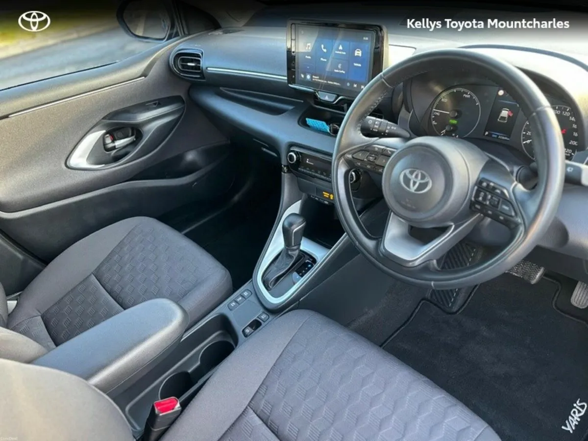 Toyota Yaris Yaris Hybrid 115 Luna - Image 3