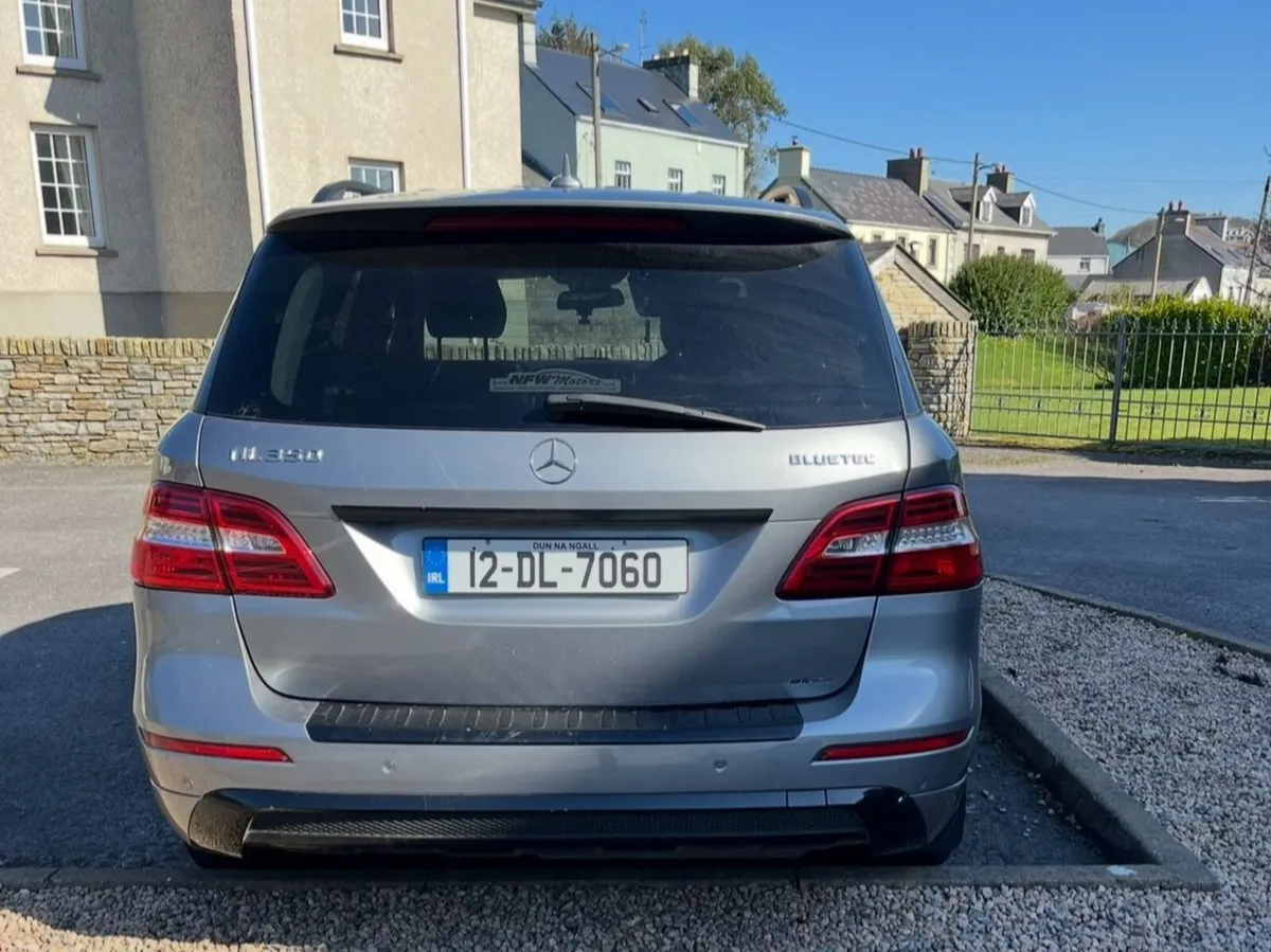 Mercedes-Benz M-Class 2012 - Image 4