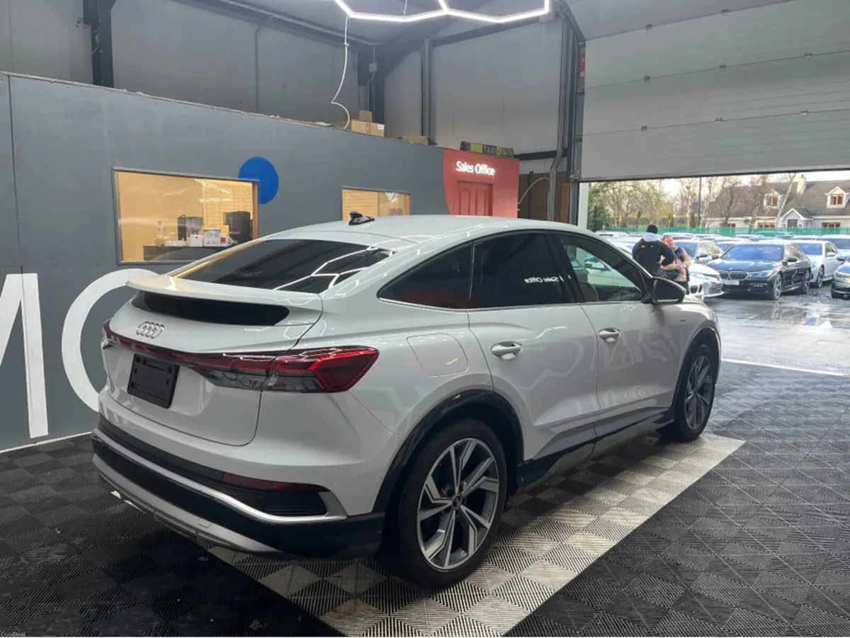 Audi Q4 e-tron 2023 AUDI Q4 E-TRON SPORTBACK ELECT - Image 2