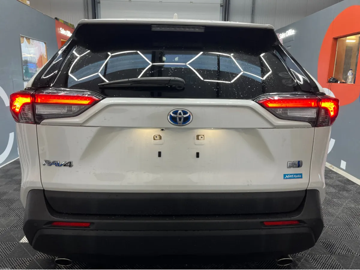 Toyota RAV4 2020 TOYOTA RAV4 HYBRID X 2.5 AUTOMATI - Image 3