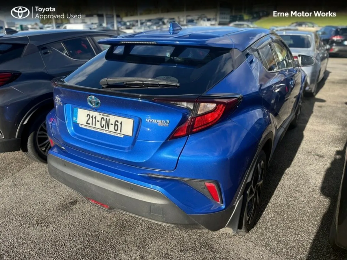 Toyota C-HR C-HR 1.8 HYBRID SPORT - Image 2
