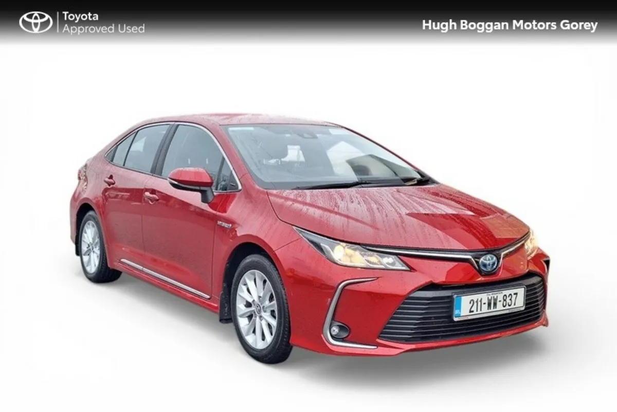 Toyota Corolla COROLLA HYB LUNA SALOON - Image 1