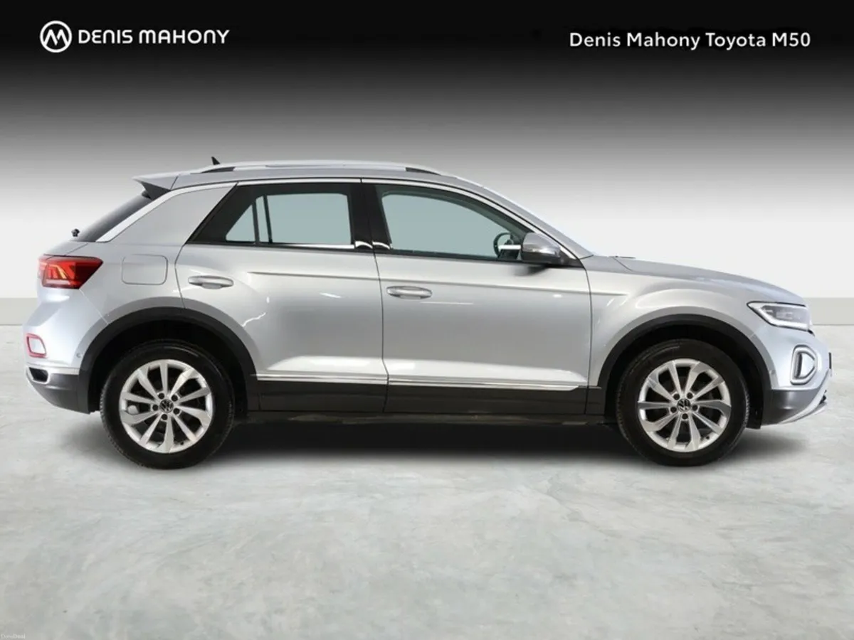 Volkswagen T-Roc Style Plus Auto - Image 3