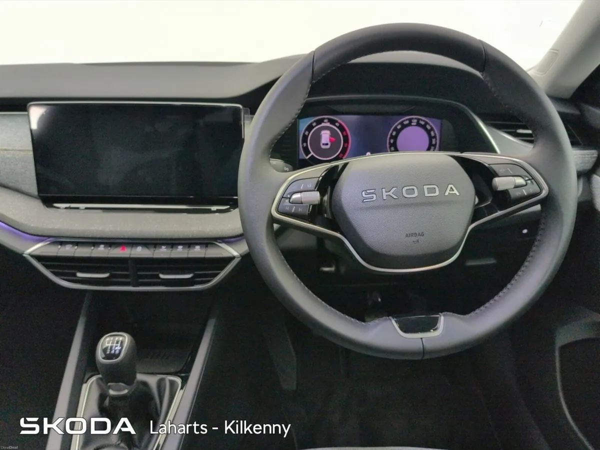 Skoda Octavia COMBI SELECTION+ 2.0TDI 115HP - Image 4