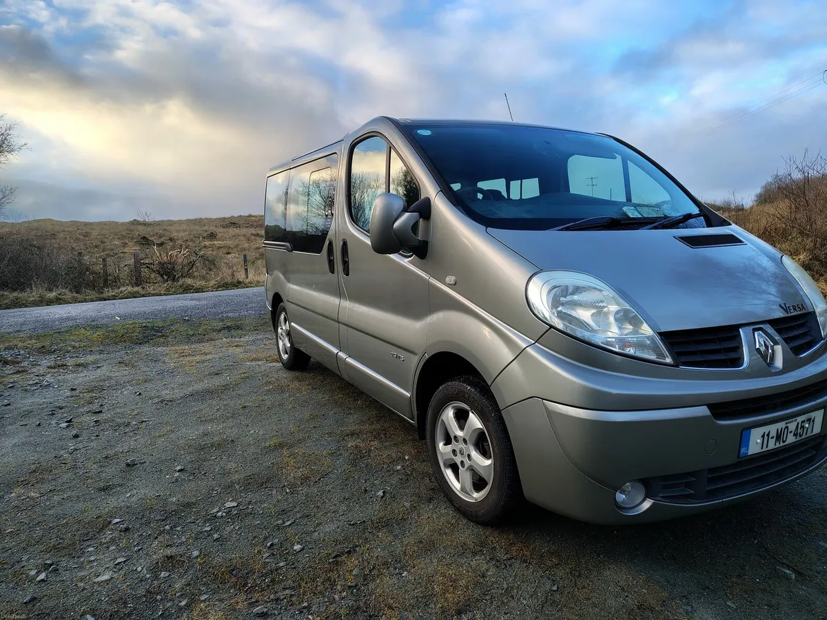 Wheelchair accessible van - Image 2