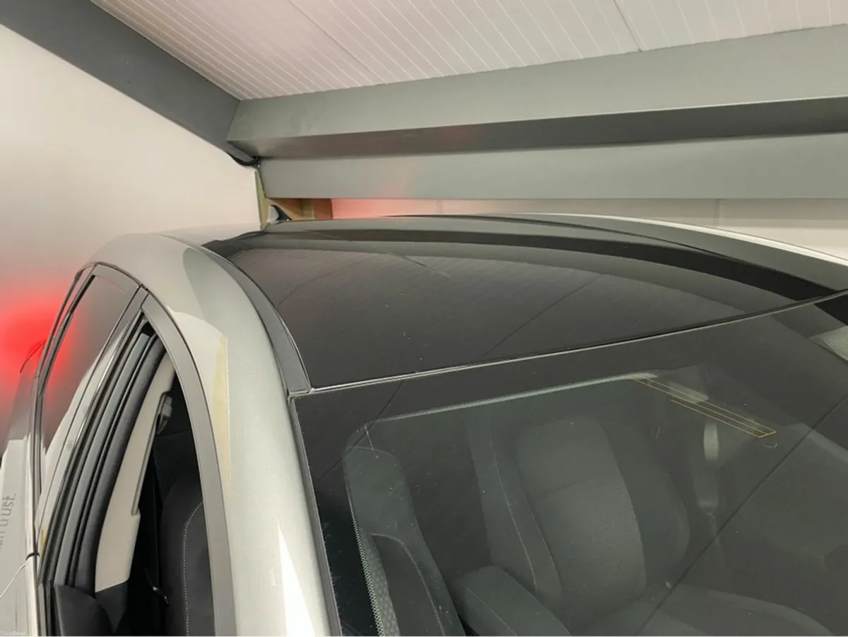 Toyota Auris HYBRID LUNA SPORT@ WALTONS GARAGE RAN - Image 2