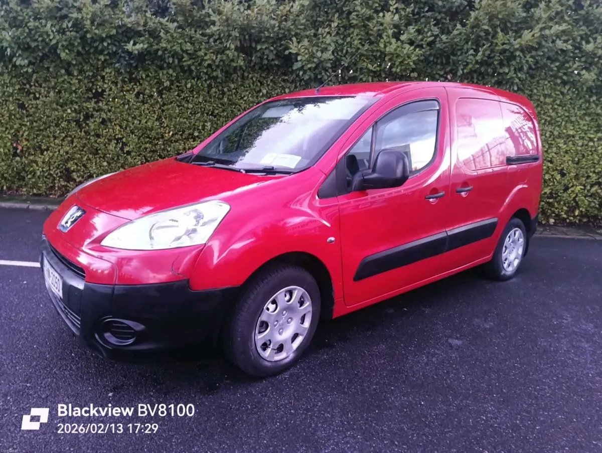 Peugeot Partner 2011  1.6diesel - Image 2