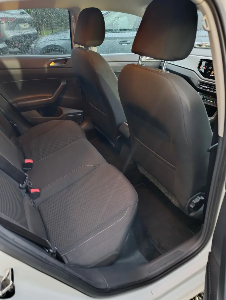 Volkswagen Polo Comfortline 1.0ltr - Image 4