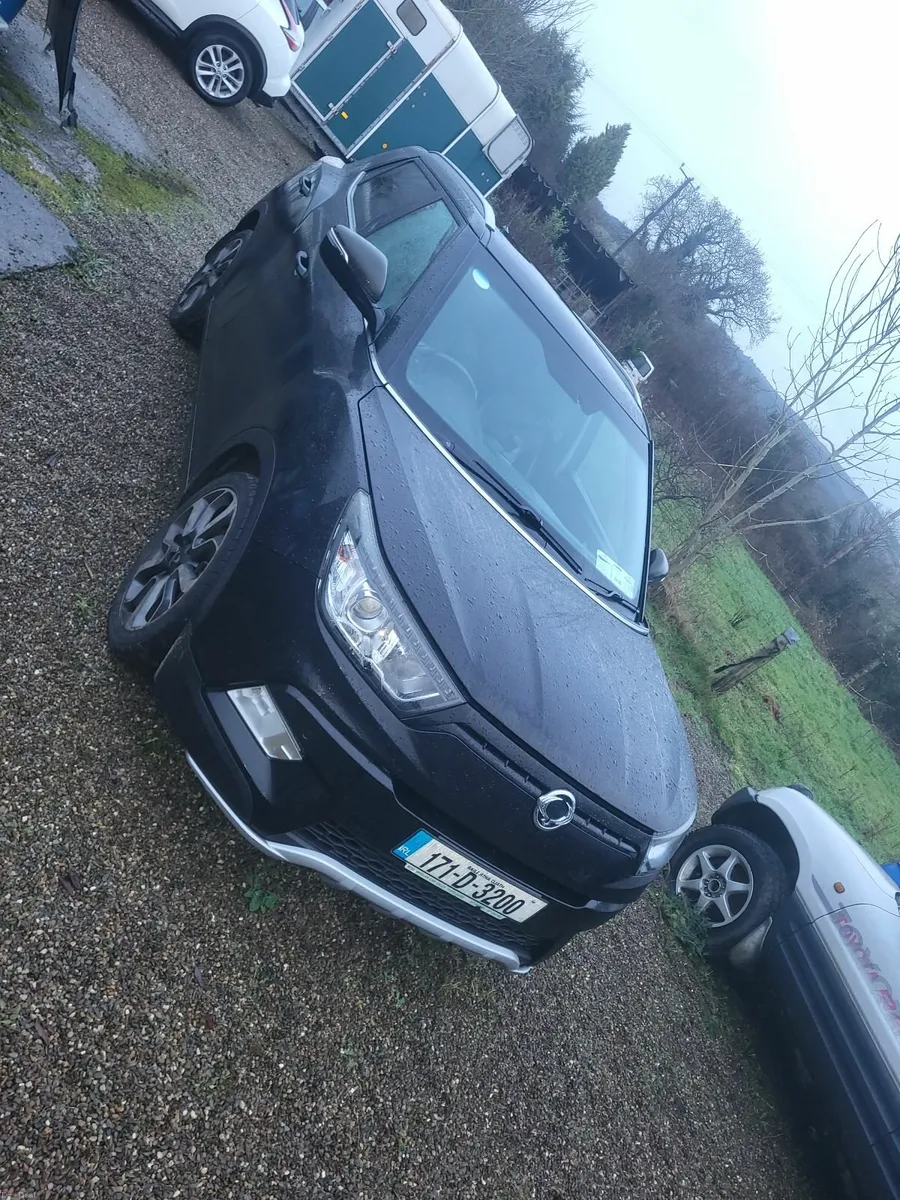 SsangYong Tivoli Automatic - Image 3