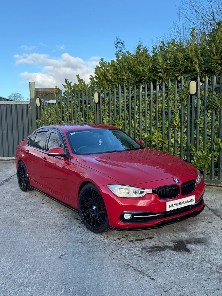 2018 BMW 318i SPORT - Image 1