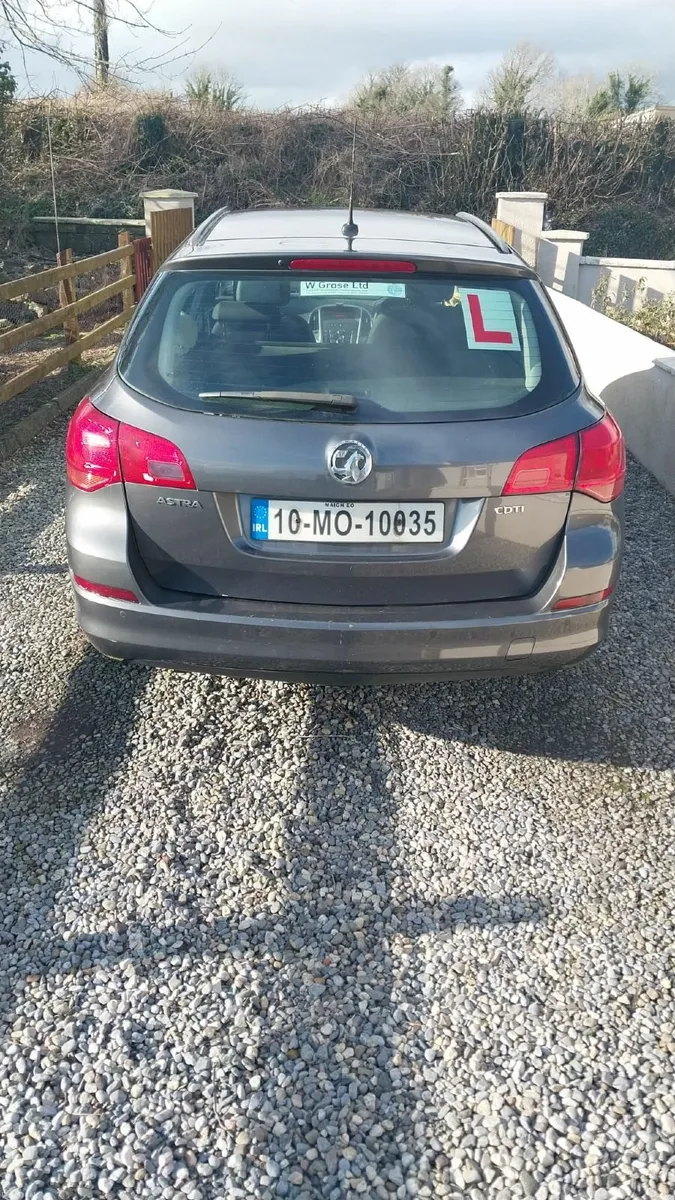 Vauxhall Astra 2010 - Image 4