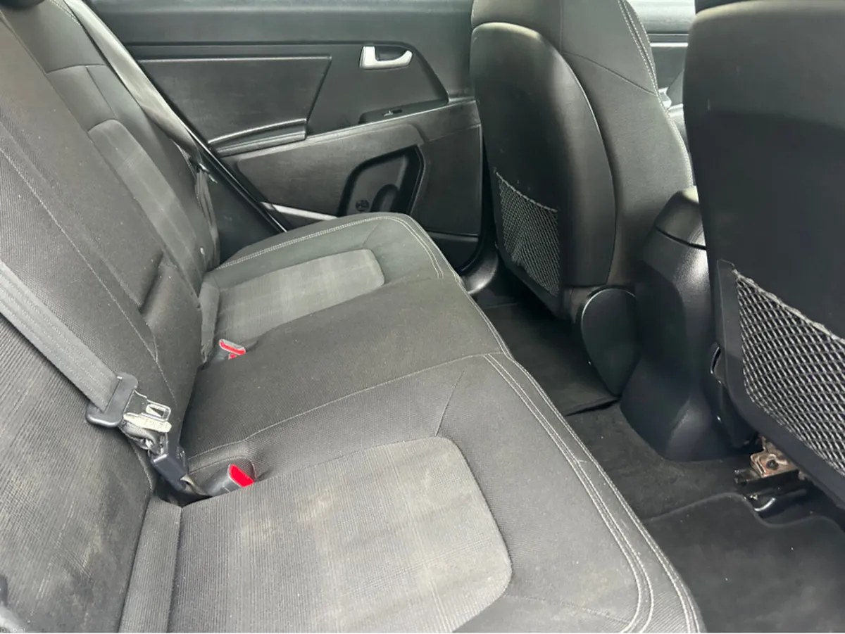 Kia Sportage LX 4DR**//**NEW NCT TILL MAY 2027**// - Image 4