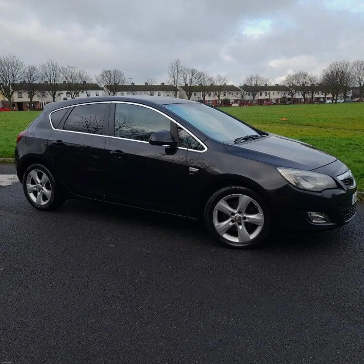 2012 Vauxhall Astra - Image 1