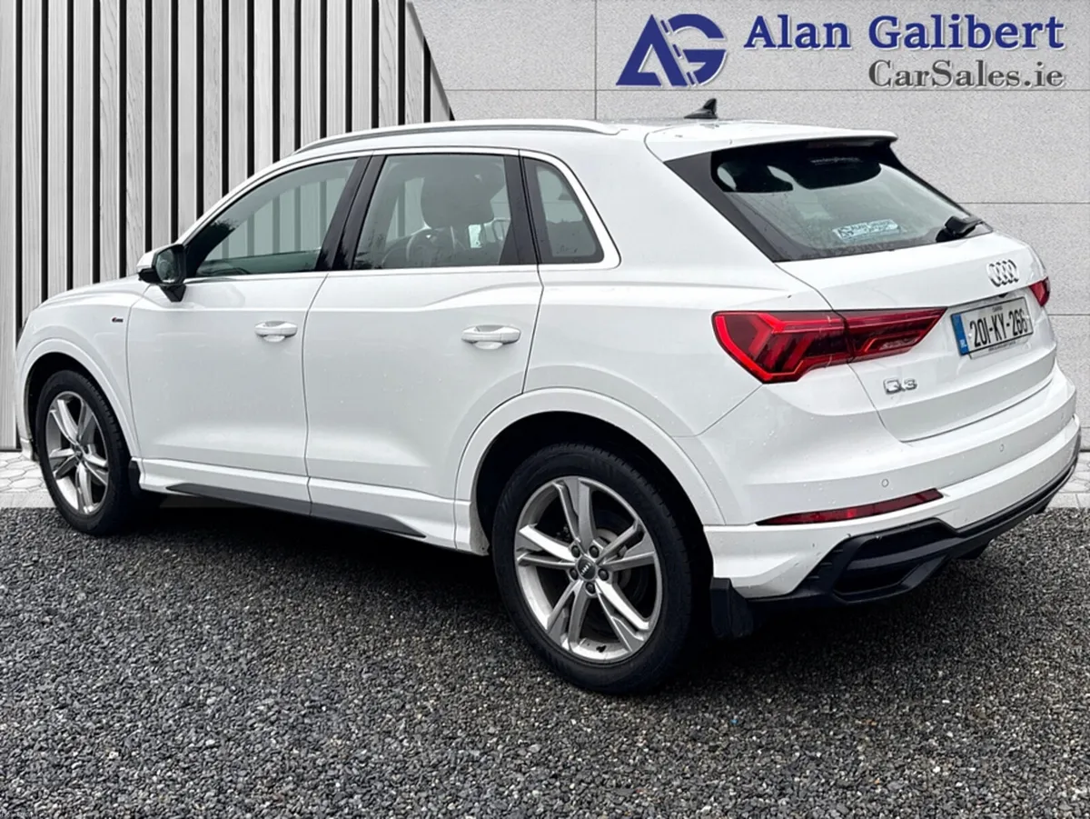 Audi Q3 35 2.0 TDI S-LINE Diesel - Image 2