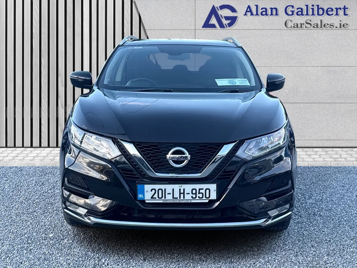 Nissan Qashqai 1.5 DSL SE Glass Roof €86 PW - Image 4
