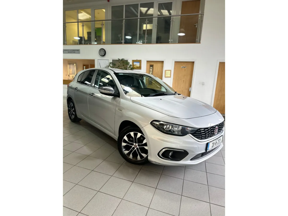 Fiat Tipo HB MIRROR 1.4 95BHP 7DR - Image 2
