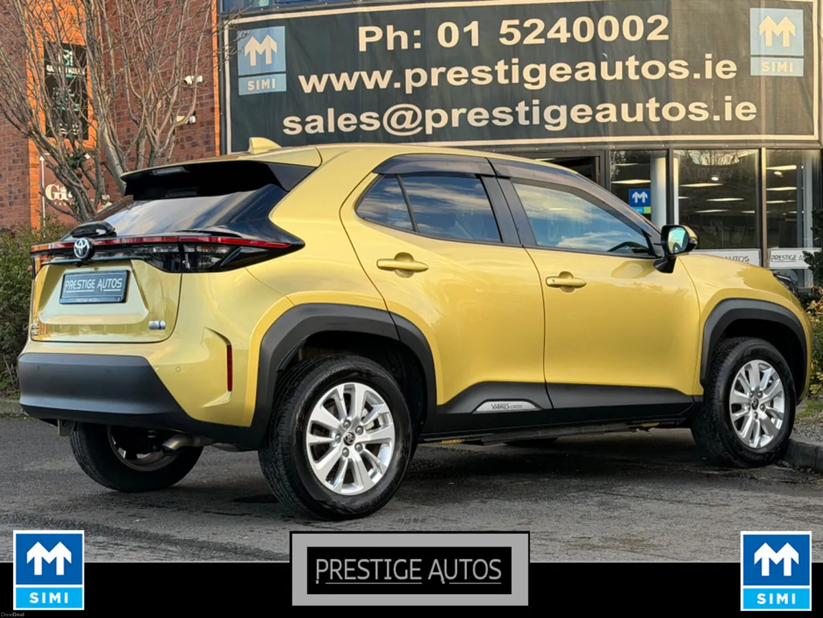 Toyota Yaris Cross 1.5 PETROL HYBRID AUTO *CAR ID - Image 4