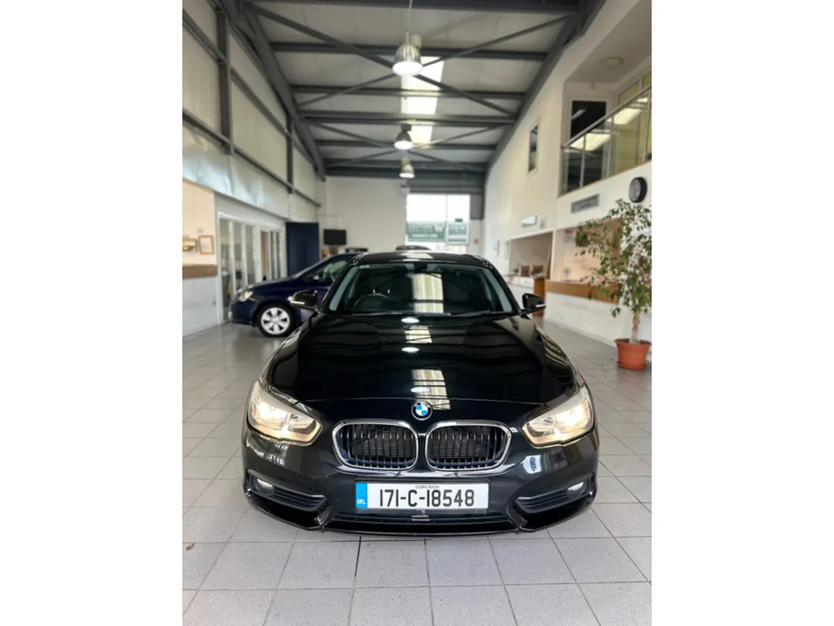 BMW 1-Series D EFFICIENCY DYNAMICS PLUS 5DR - Image 2