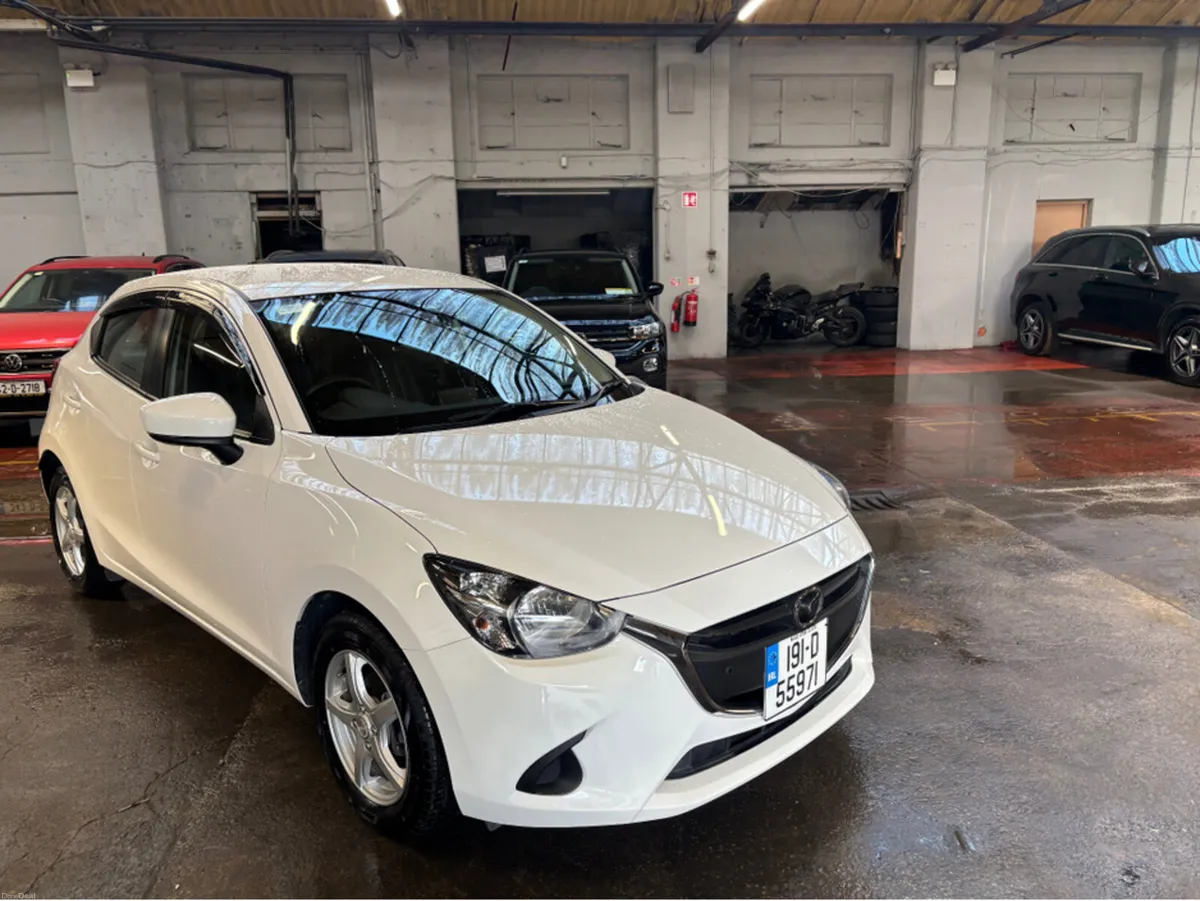 Mazda Mazda2 1.5 Sky Active Auto Push Button start - Image 4
