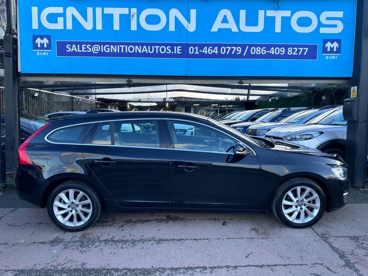 Volvo V60 D2 SE AUTO, NEW NCT, SERVICE, SERVICE HI - Image 2
