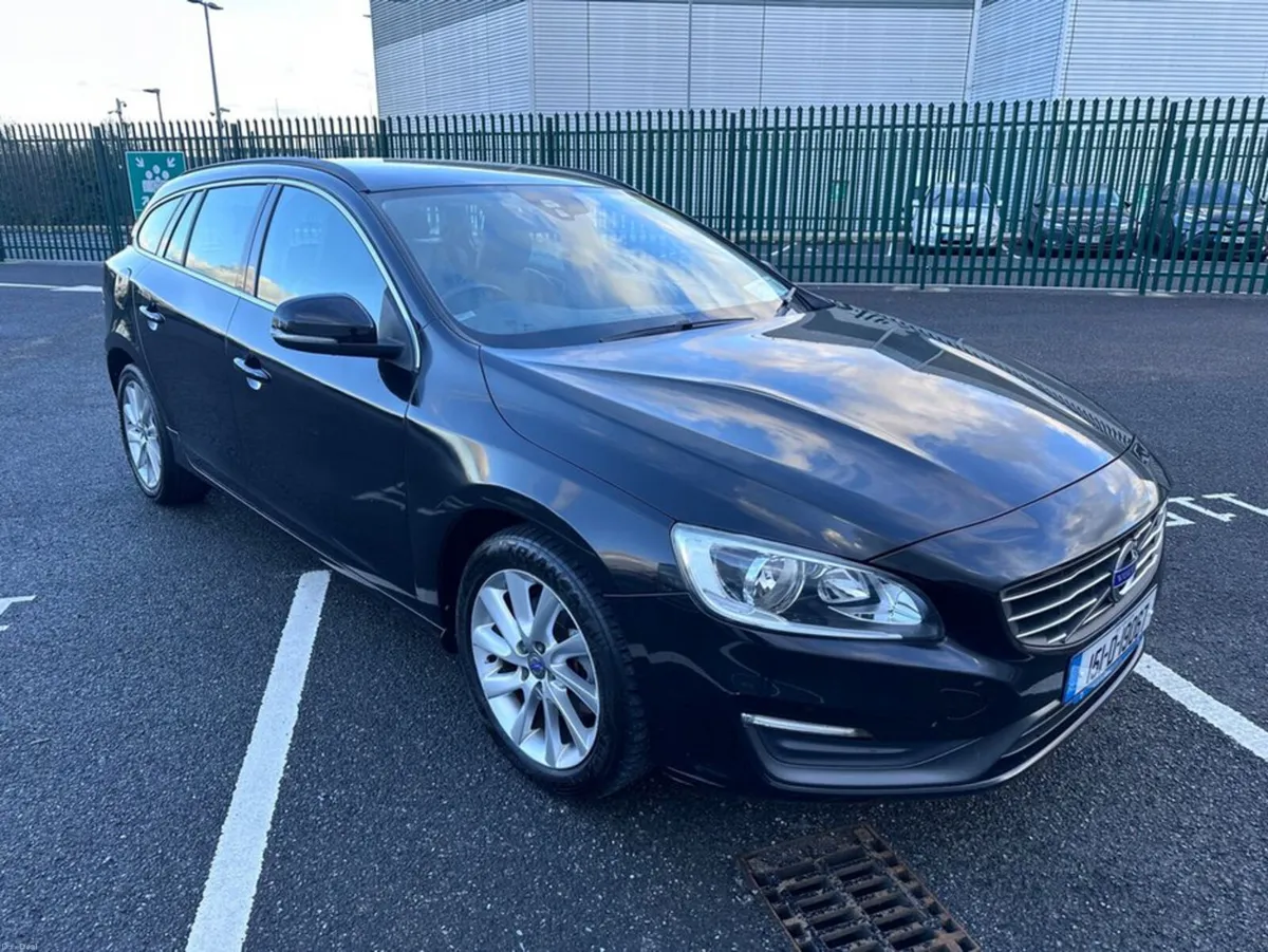 Volvo V60 D2 SE AUTO, NEW NCT, SERVICE, SERVICE HI - Image 6