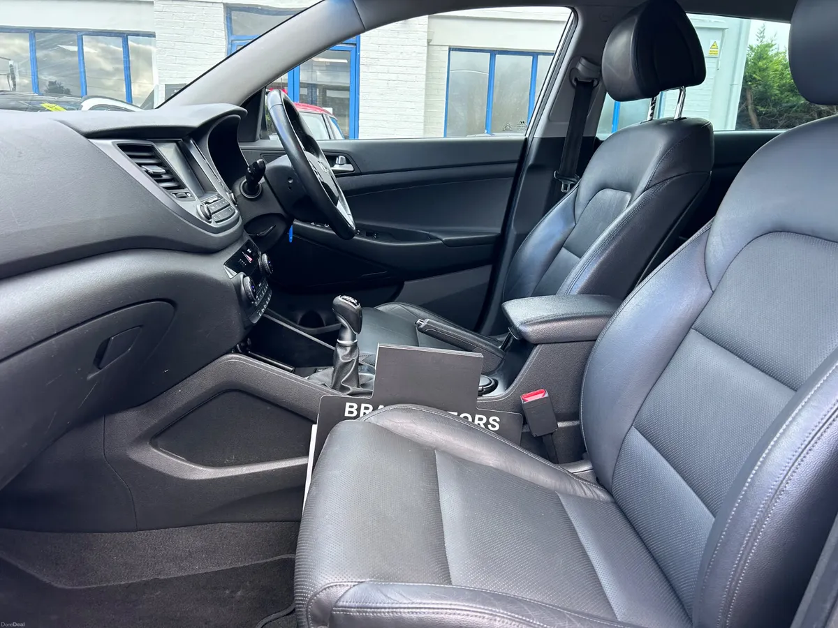 2016 HYUNDAI TUSCON 1.7d EXECUTIVE NEW NCT - Image 4