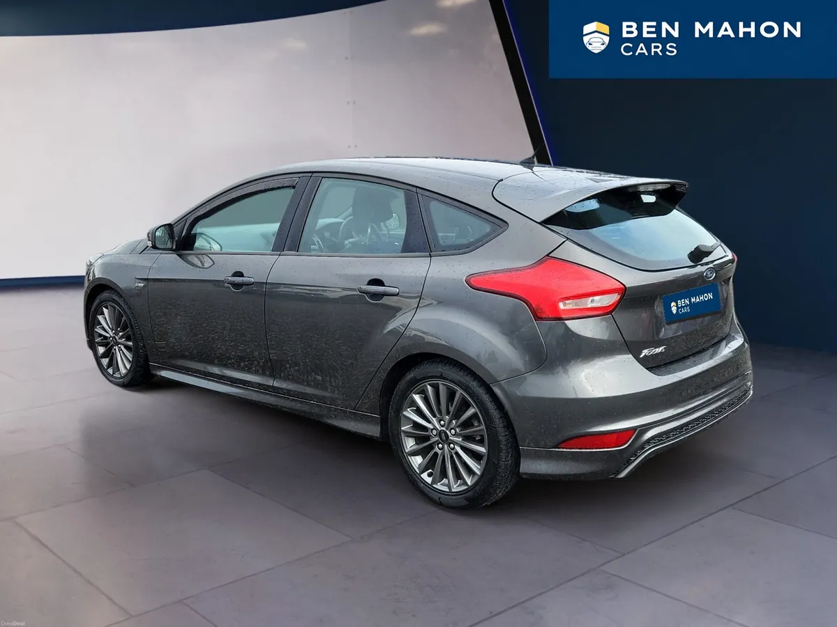 Ford Focus ST-Line 1.5 TDCI - Image 2