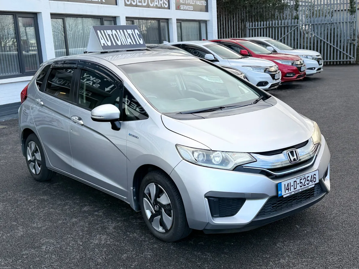 2014 Honda Fit  1.5 Hybrid Automatic,52K Miles - Image 4